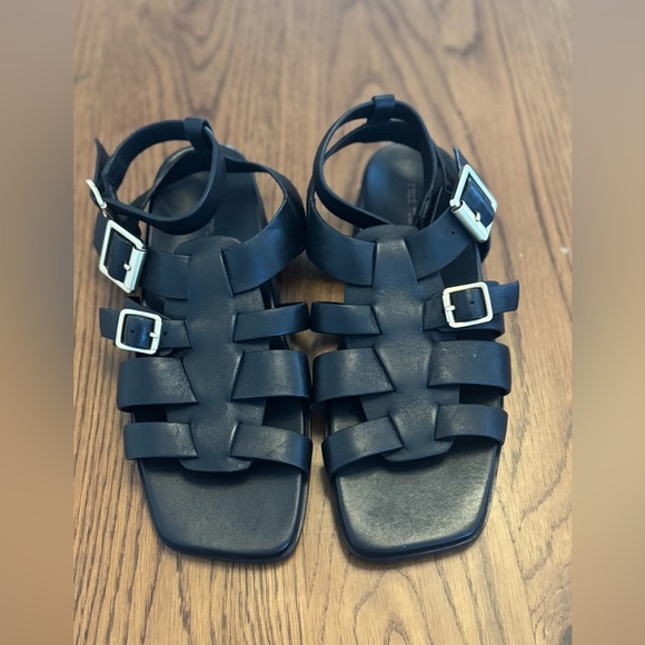 NWT Free people leather Sandals size 9 - Picture 1 of 3